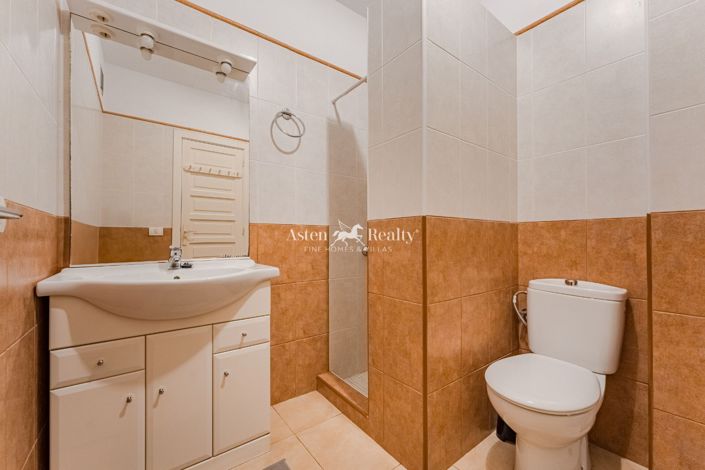 Image No.14-1 Bed Flat for sale