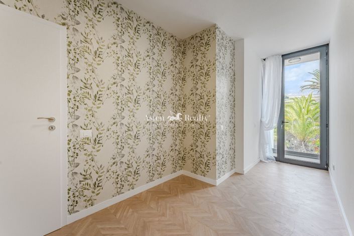 Image No.4-2 Bed House for sale