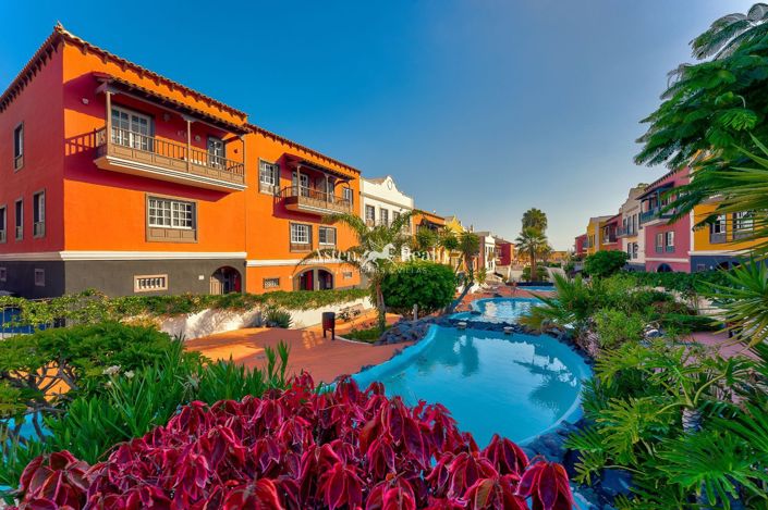 Image No.15-4 Bed House for sale