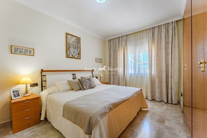 Image No.16-4 Bed Apartment for sale