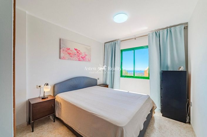 Image No.25-3 Bed House for sale