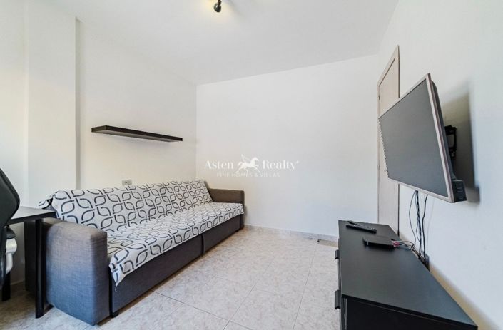 Image No.30-3 Bed House for sale