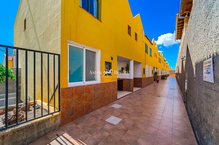 Image No.37-3 Bed House for sale