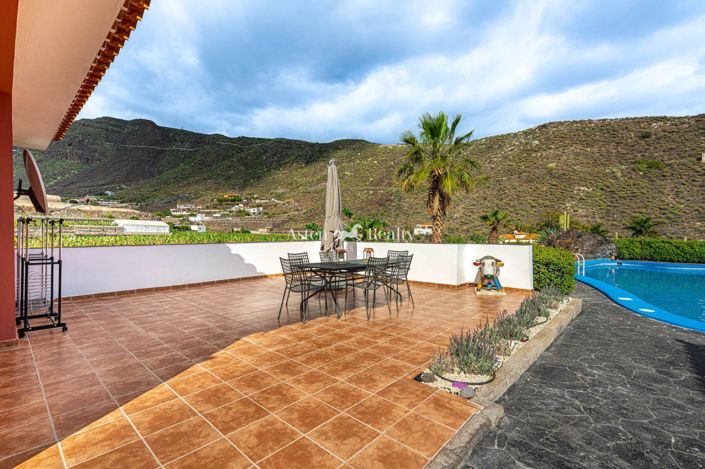 Image No.43-7 Bed Villa for sale