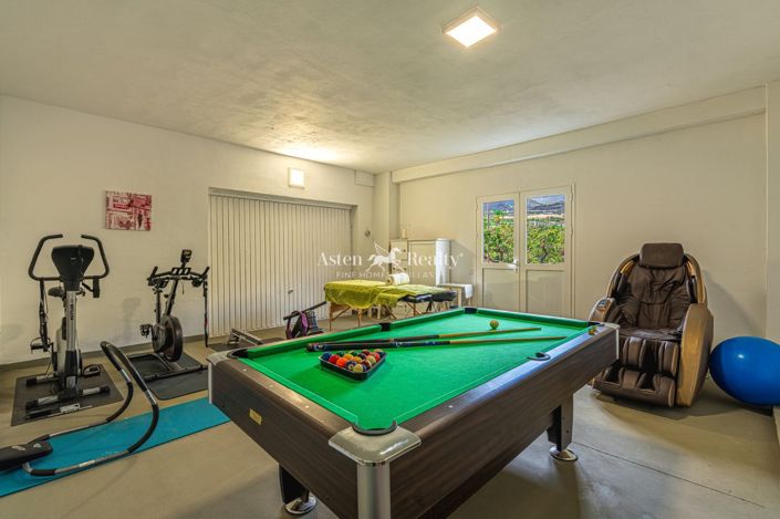 Image No.44-7 Bed Villa for sale