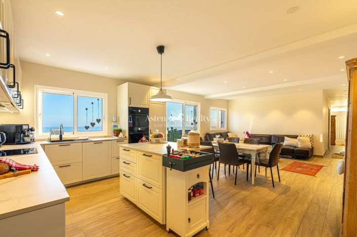 Image No.6-7 Bed Villa for sale