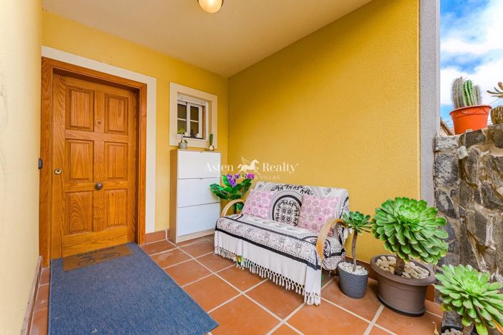 Image No.3-3 Bed House for sale