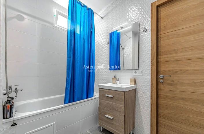 Image No.9-1 Bed Apartment for sale