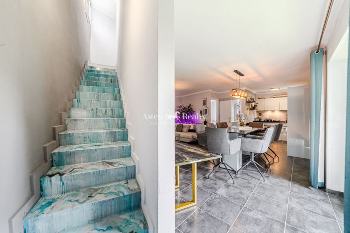 Image No.13-5 Bed House for sale