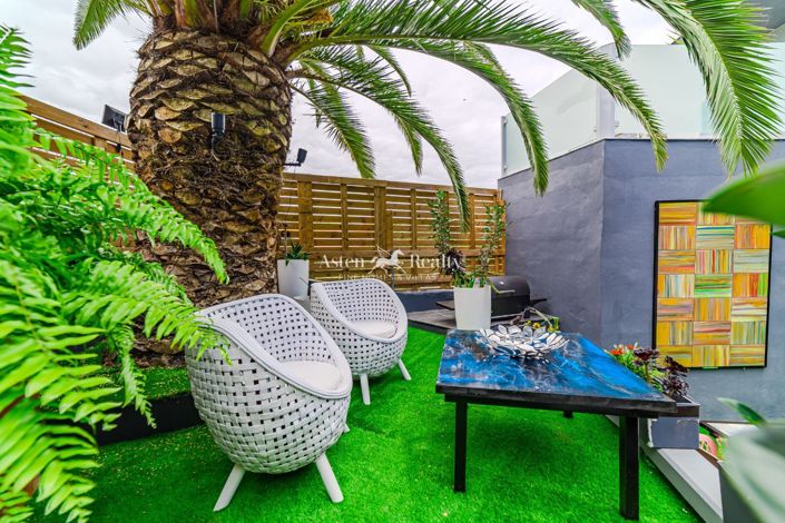 Image No.6-5 Bed House for sale