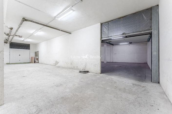 Image No.12-Commercial for sale