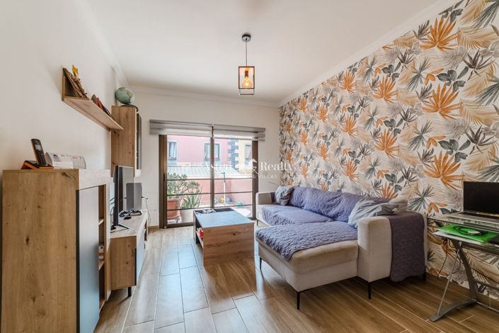 Image No.15-4 Bed House for sale