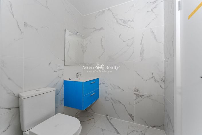 Image No.7-2 Bed Flat for sale