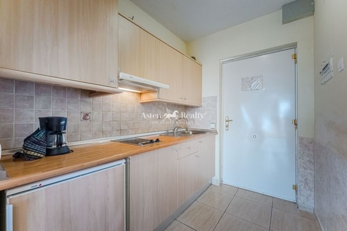 Image No.11-1 Bed Flat for sale