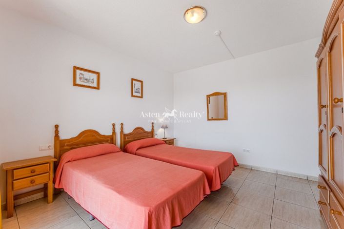 Image No.22-1 Bed Flat for sale