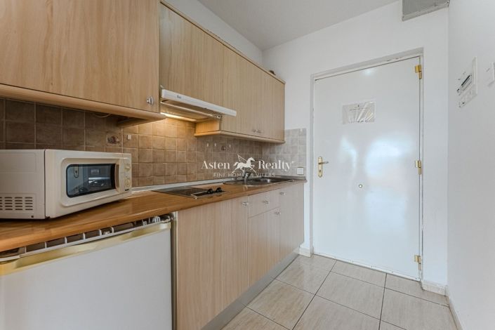 Image No.25-1 Bed Flat for sale