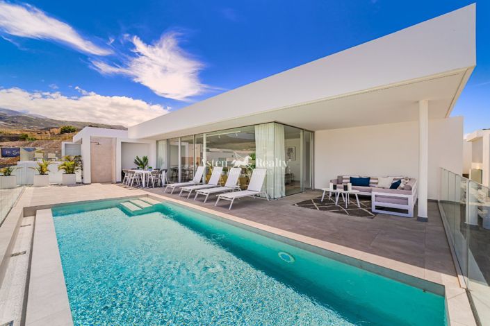 Image No.6-3 Bed Villa for sale