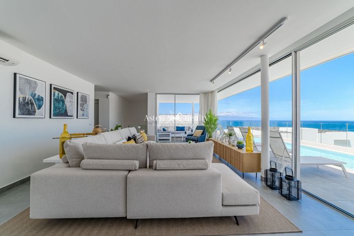 Image No.8-3 Bed Villa for sale