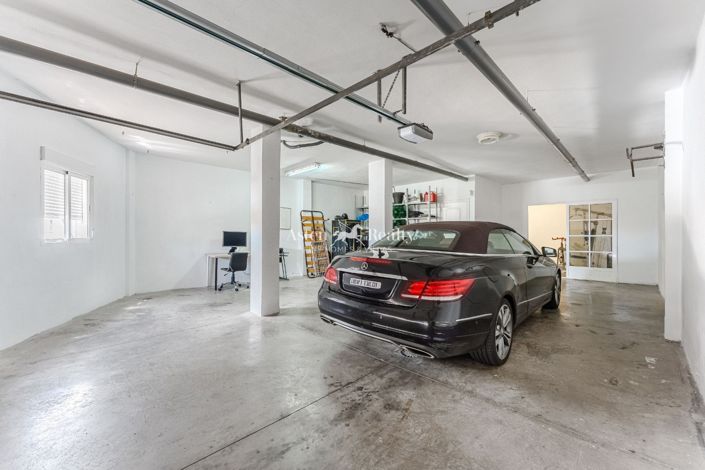 Image No.14-3 Bed House for sale