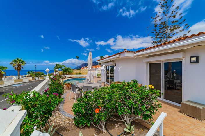 Image No.3-3 Bed Villa for sale