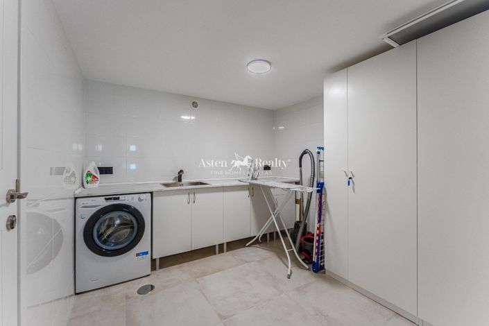 Image No.20-5 Bed Villa for sale