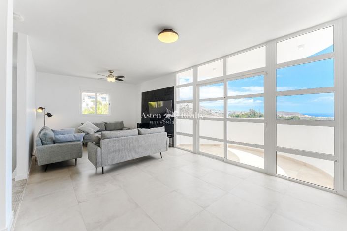 Image No.34-5 Bed Villa for sale