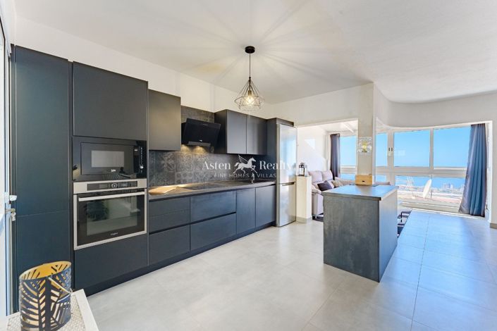 Image No.4-3 Bed House for sale