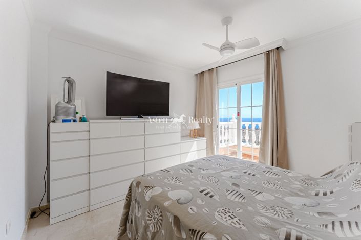 Image No.17-3 Bed Villa for sale