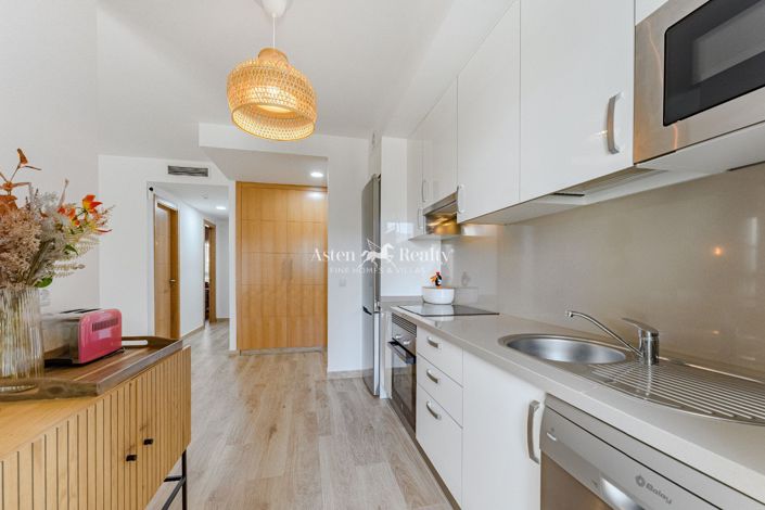 Image No.10-2 Bed Flat for sale