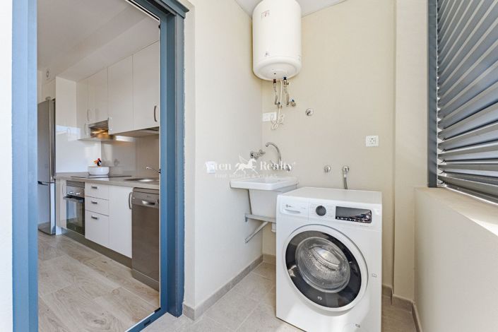 Image No.11-2 Bed Flat for sale