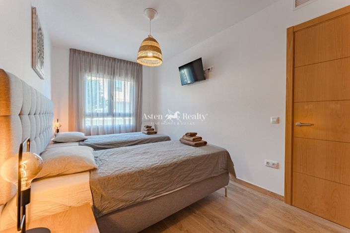 Image No.19-2 Bed Flat for sale