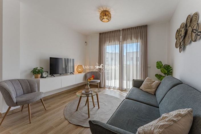 Image No.6-2 Bed Flat for sale