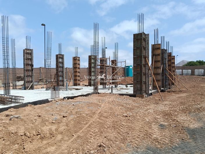 Image No.2-2 Bed House for sale