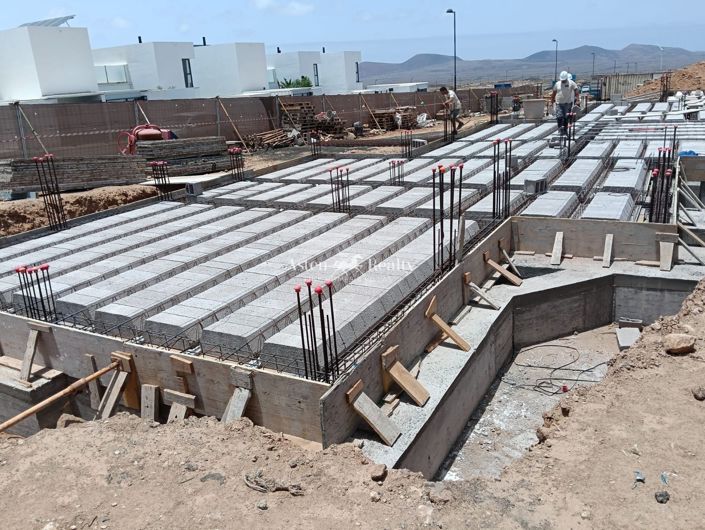 Image No.3-2 Bed House for sale