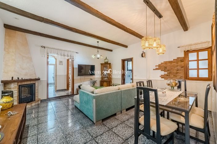 Image No.13-3 Bed House for sale