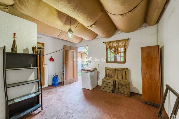 Image No.24-3 Bed House for sale