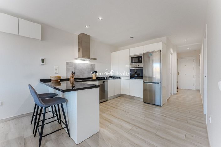 Image No.3-2 Bed Flat for sale