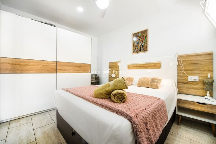 Image No.11-1 Bed Flat for sale