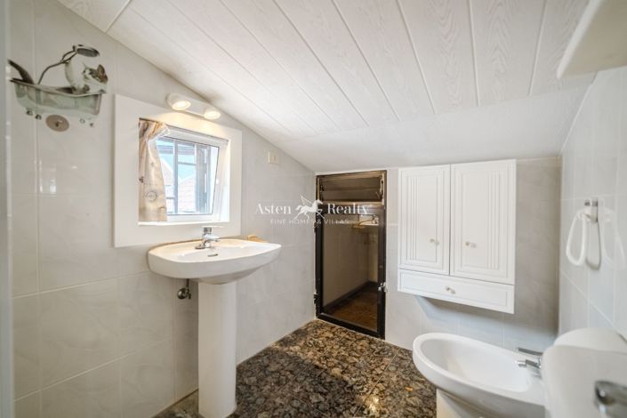 Image No.22-3 Bed Penthouse for sale