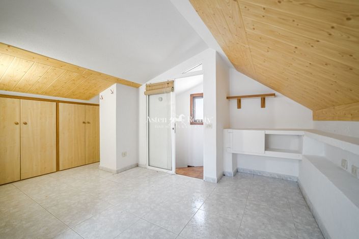 Image No.23-3 Bed Penthouse for sale