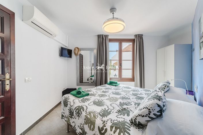 Image No.11-1 Bed Flat for sale