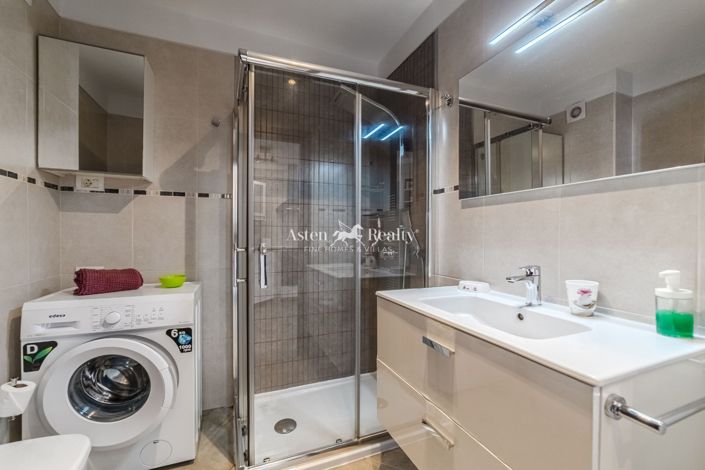 Image No.13-1 Bed Flat for sale