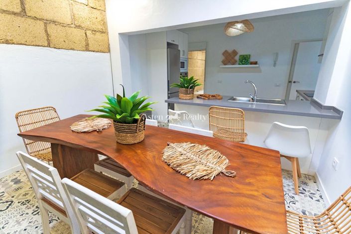 Image No.20-3 Bed House for sale