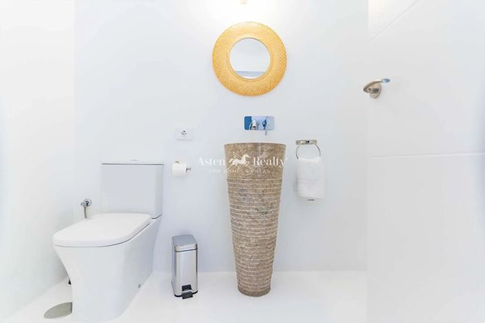 Image No.9-3 Bed House for sale