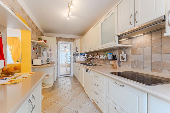 Image No.7-3 Bed Villa for sale