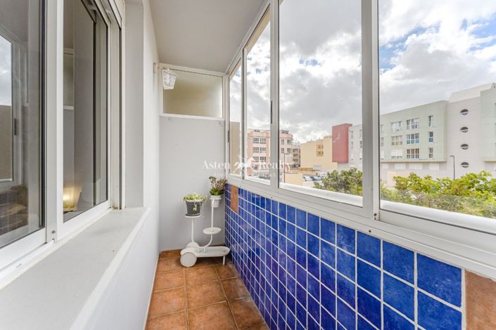 Image No.13-3 Bed Flat for sale