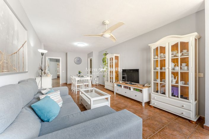 Image No.9-3 Bed Flat for sale