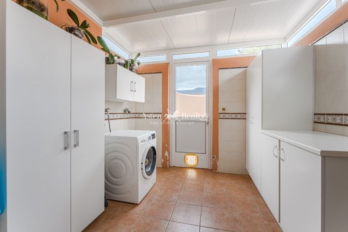 Image No.19-4 Bed Villa for sale