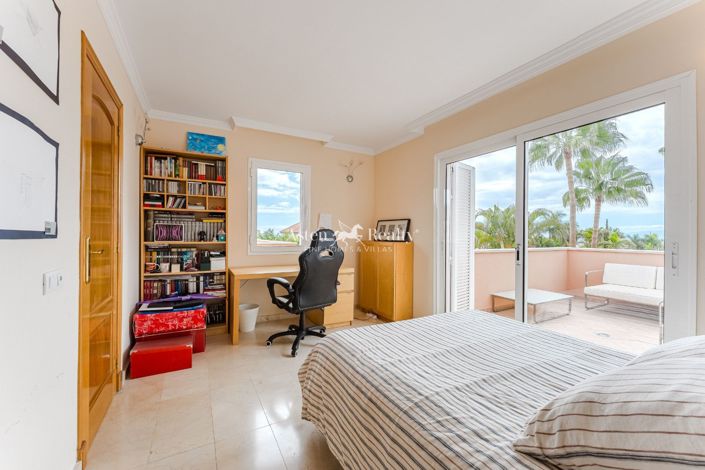 Image No.29-4 Bed Villa for sale