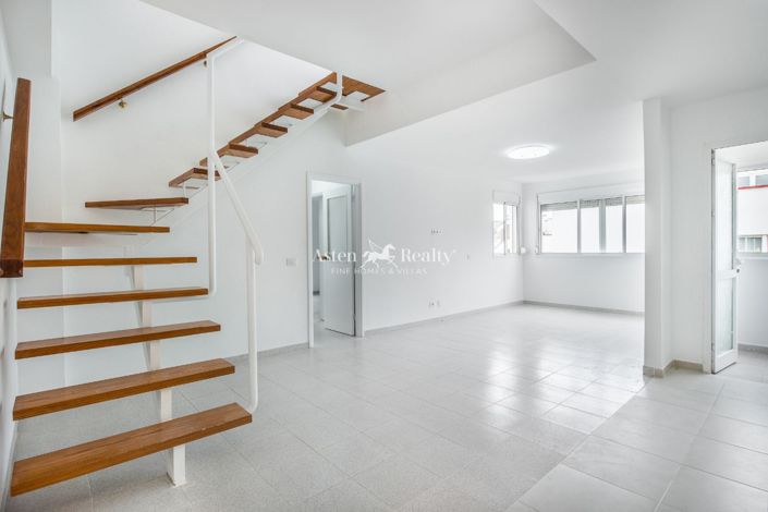 Image No.2-3 Bed Penthouse for sale